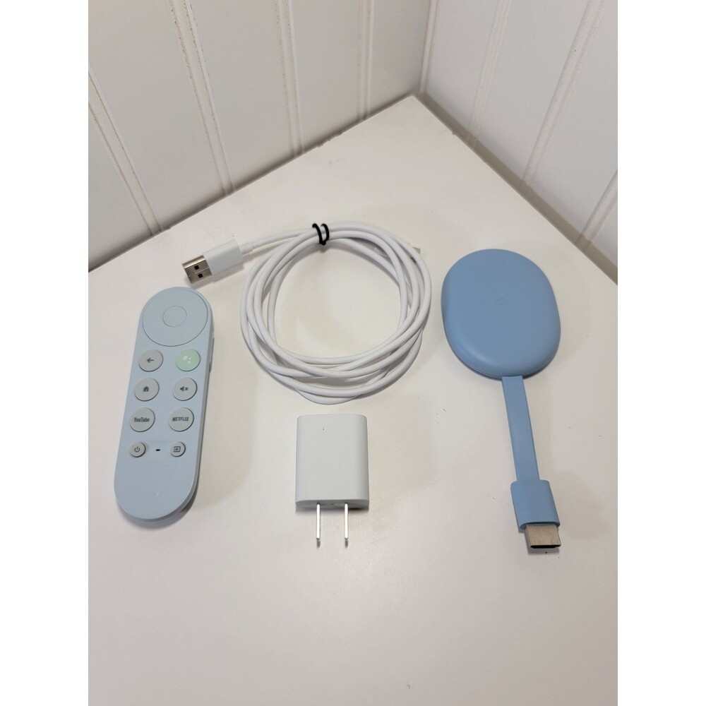 Google Chromecast Media Streamer 4K With Google TV Sky Blue & Remote GZRNL